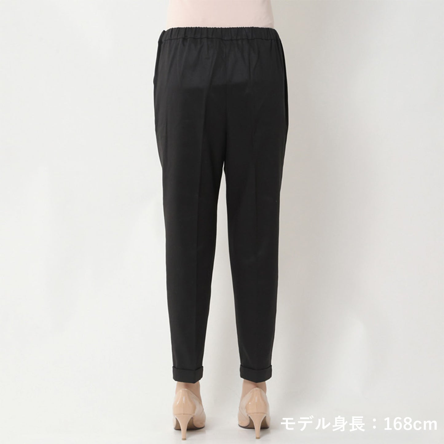 オケージョンブラックシャツインパンツ(model:168cm 着用サイズ:SM)