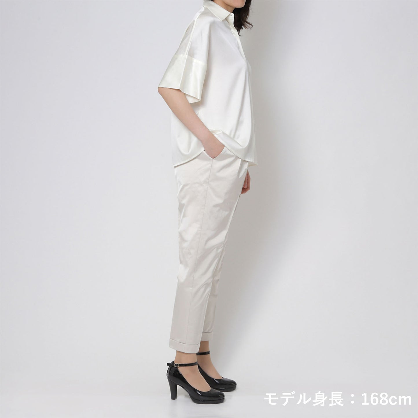 ダルサテンオケージョンシャツインパンツ(model:168cm 着用サイズ:SM)