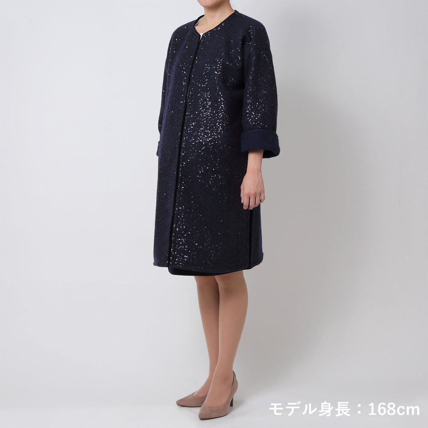 圧縮スパンコールノーカラーコート(model:160cm 着用サイズ:F)