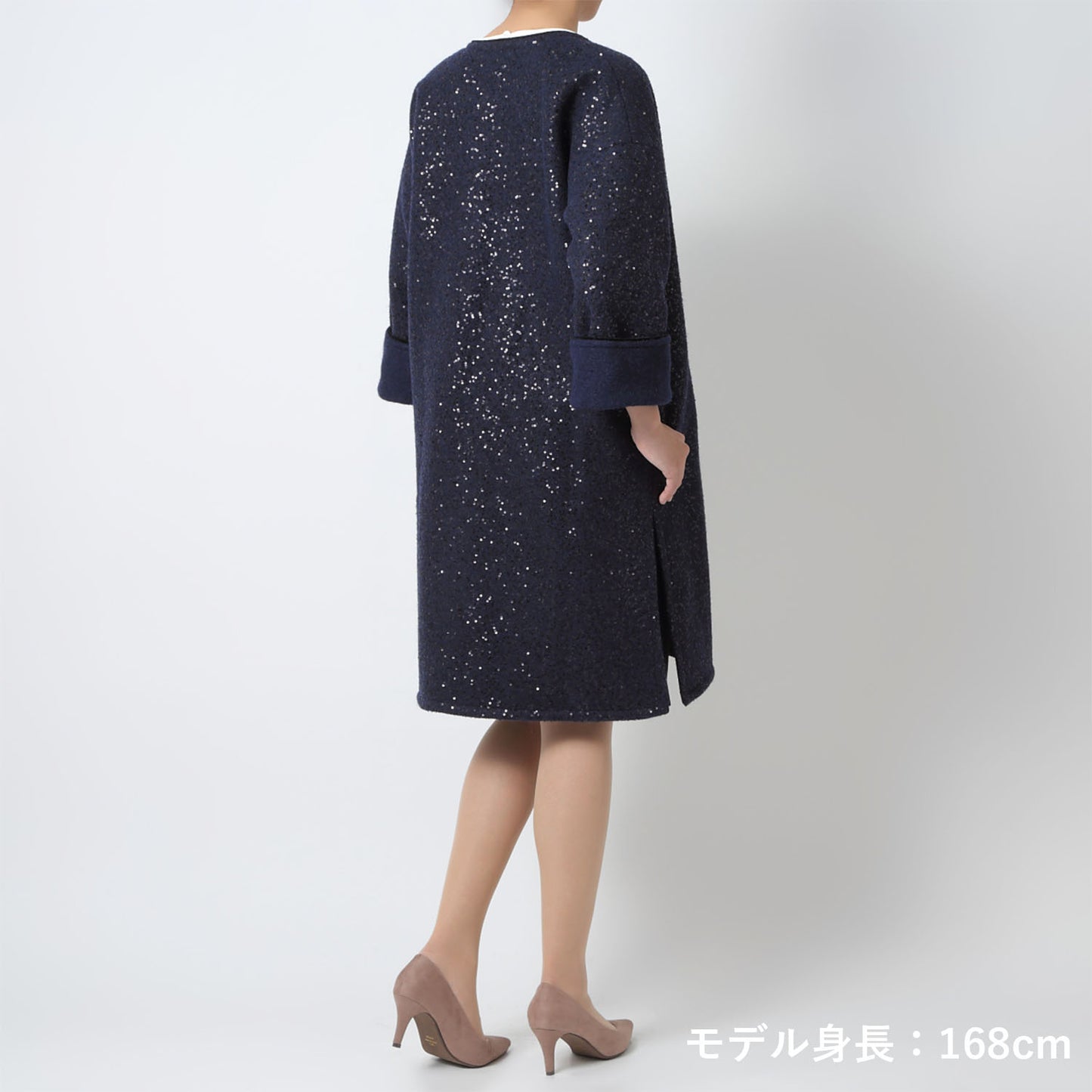 圧縮スパンコールノーカラーコート(model:160cm 着用サイズ:F)