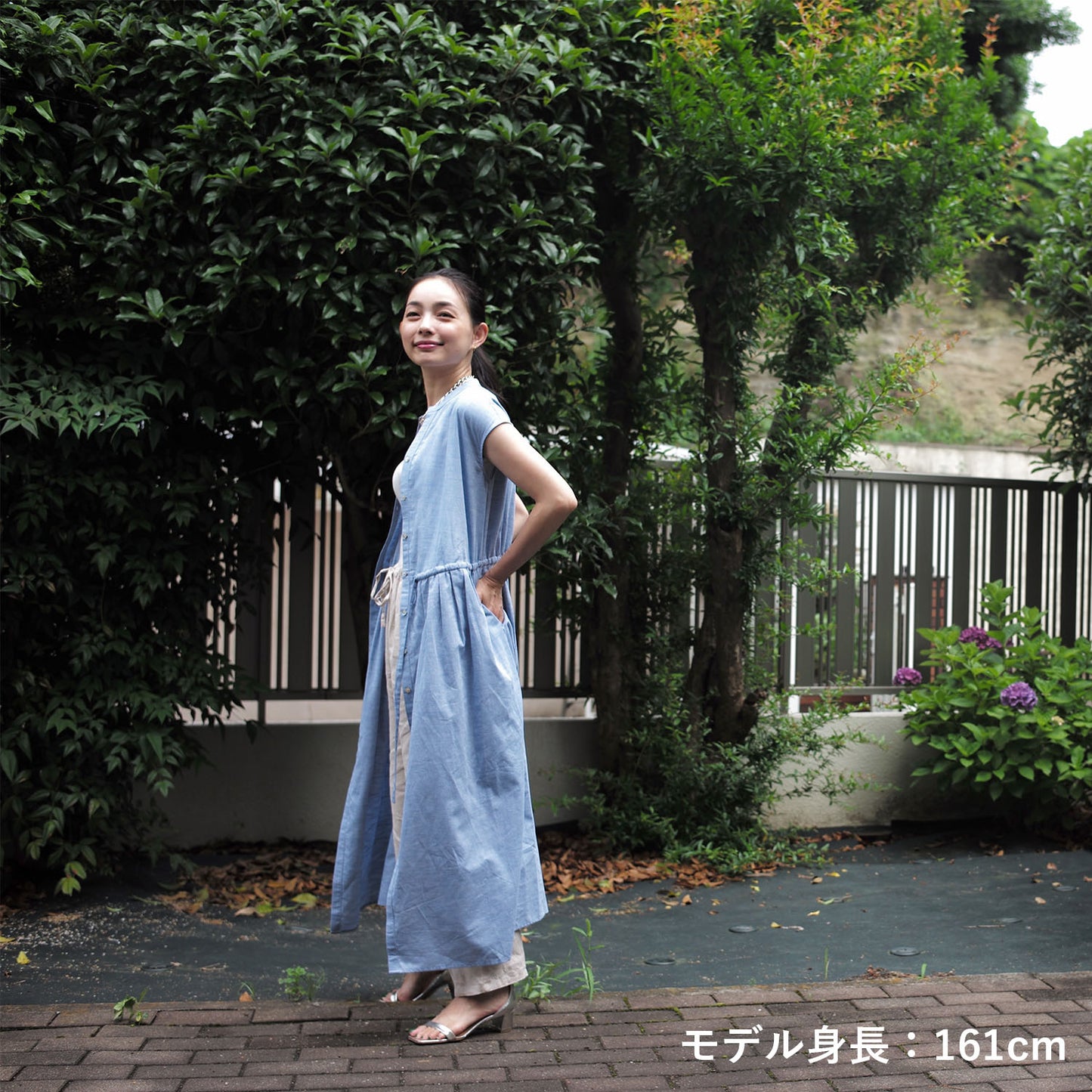 タック&ギャザーノースリーブドロストワンピース(model:160cm)